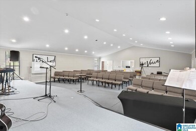 117 Trafford Rd, Warrior, AL 35180 - photo 2