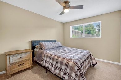 4211 65th St unit 1, Urbandale, IA 50322 - photo 6