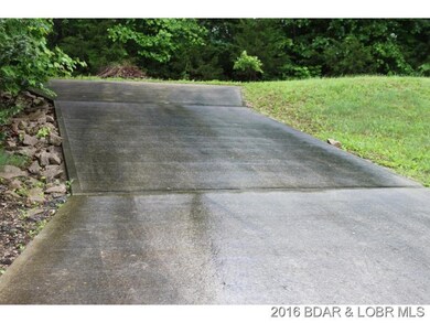 1279 Robin Hood Ln, Roach, MO 65787 - photo 3