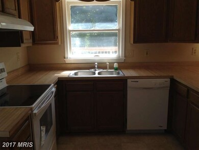 9827 Sylvan Turn, Newburg, MD 20664 - photo 4