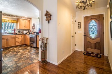 539 SW Leonard St, Grants Pass, OR 97526 - photo 5