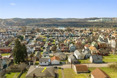 733 Peach Aly, Glassport, PA 15045 - photo 3