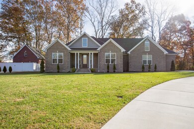 189 Old Stone Cir, Manchester, TN 37355 - photo 2