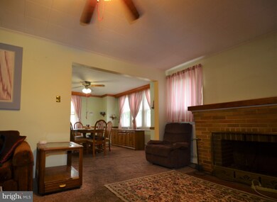 214 S 9th St, Quakertown, PA 18951 - photo 4