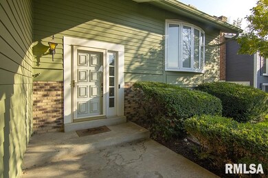 1508 W 47th St, Davenport, IA 52806 - photo 3