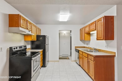 Locals Realty: 1530 Northview Drive #D3