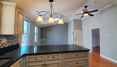 118 Foster St unit 3, Peabody, MA 01960 - photo 2