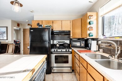 8163 Aspen Loop Kamas UT 84036 USA-005-0