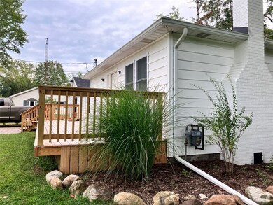 Wonderfully landscaped with L-Shaped deck.