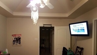 518 Pine Sisken St, Laredo, TX 78045 - photo 3