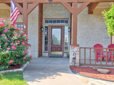 2210 Tanton Sound Ct, Granbury, TX 76049 - photo 4