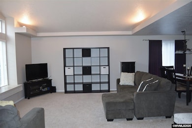 5877 Cobalt Loop SE, Salem, OR 97306 - photo 2