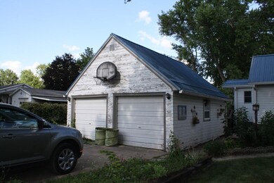 2 Car Detached Garage