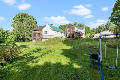 476 Vt Route 25, West Topsham, VT 05086 - photo 4