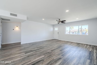 2215 W Emelita Ave, Mesa, AZ 85202 - photo 7