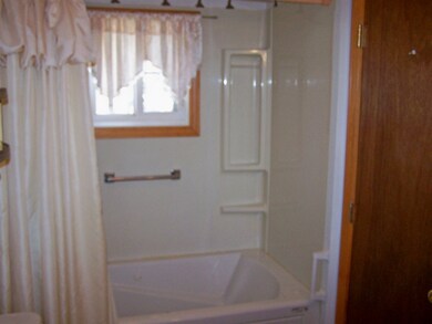 103 N Shore Rd, Hampton, NH 03842 - photo 4