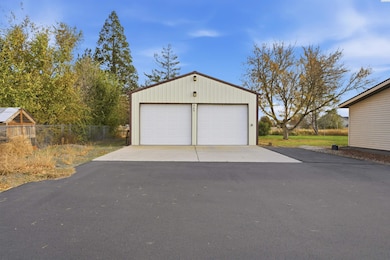 549 Ray Blvd, Burbank, WA 99323 - photo 3