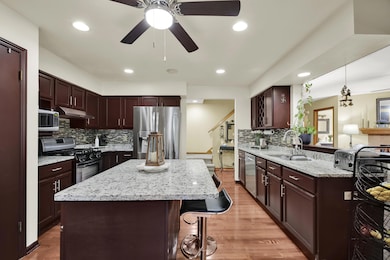 4332 S Rose Ct-8