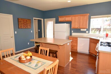 20667 Songbird Ln, Bend, OR 97702 - photo 5