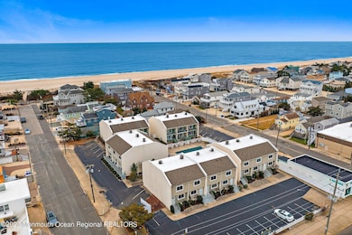 2300LongBeachBlvd-3
