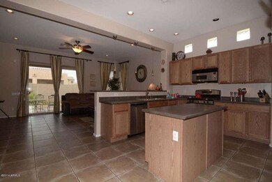 Kitchen-Family Room w/center island