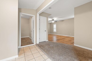 183 W Vine St, Roanoke, IN 46783 - photo 4