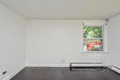 1925 Marshall Pkwy, Waukegan, IL 60085 - photo 5