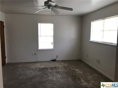 307 Margaret Lee St, Copperas Cove, TX 76522 - photo 2