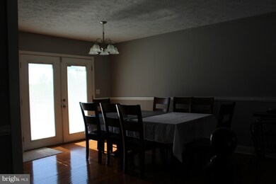 11037 Blake Ln, Bealeton, VA 22712 - photo 2