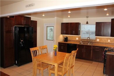 Another view of this amazing kitchen