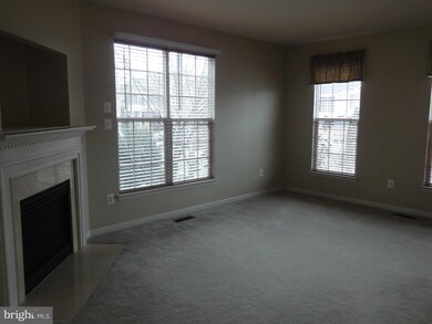 21115 Hickory Forest Way, Germantown, MD 20876 - photo 5