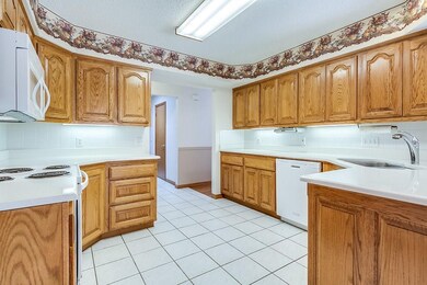 50 Mckenzie Dr, Bella Vista, AR 72715 - photo 2