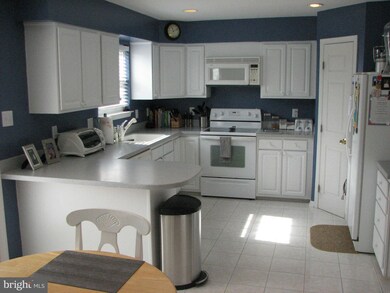 15301 Nice St, Bowie, MD 20716 - photo 2