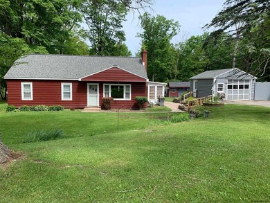 140 Droms Rd, Schenectady, NY 12302 - photo 2