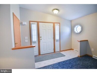 2 Dove Ln, Royersford, PA 19468 - photo 3