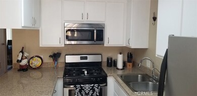 9903 Cedar St unit 5, Bellflower, CA 90706 - photo 5