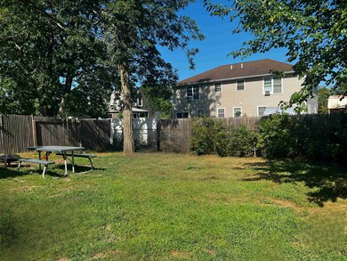 6 1/2 10th St, Nashua, NH 03060 - photo 6