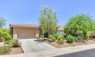 33207 N 72nd Pl-small-002-15-Front Exter