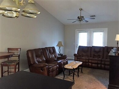 205 Camellia Ct unit 205, Brunswick, GA 31520 - photo 2