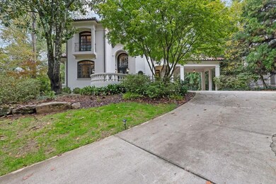 2636 Dobbs Cir NW, Atlanta, GA 30327 - photo 3