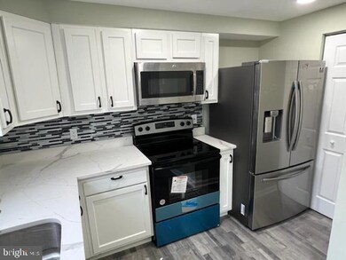 711 Carrington Place, Capitol Heights, MD 20743 - photo 5