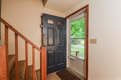 001-Foyer-4714388-large