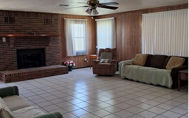 558 NE Double Run Rd, Lake City, FL 32055 - photo 2