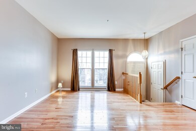 13109 Alpine Dr, Germantown, MD 20874 - photo 3