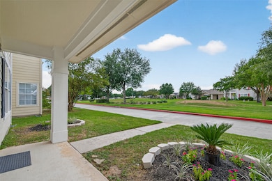 Located in a tranquil neighborhood with a park within walking distance, and minutes away from I-45.