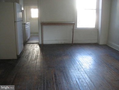 726 Denison St, Baltimore, MD 21229 - photo 4