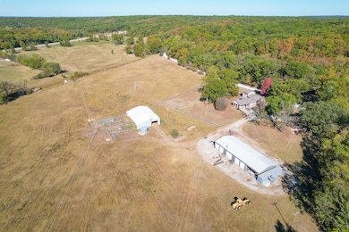 64795 E 202 Rd, Wyandotte, OK 74370 - photo 6