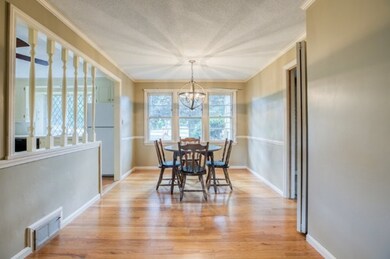 735 Dewey St, West Springfield, MA 01089 - photo 3