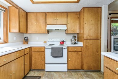 110 Shadow Wood Ct, Central Point, OR 97502 - photo 7