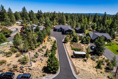 19525 Apache Rd, Bend-13